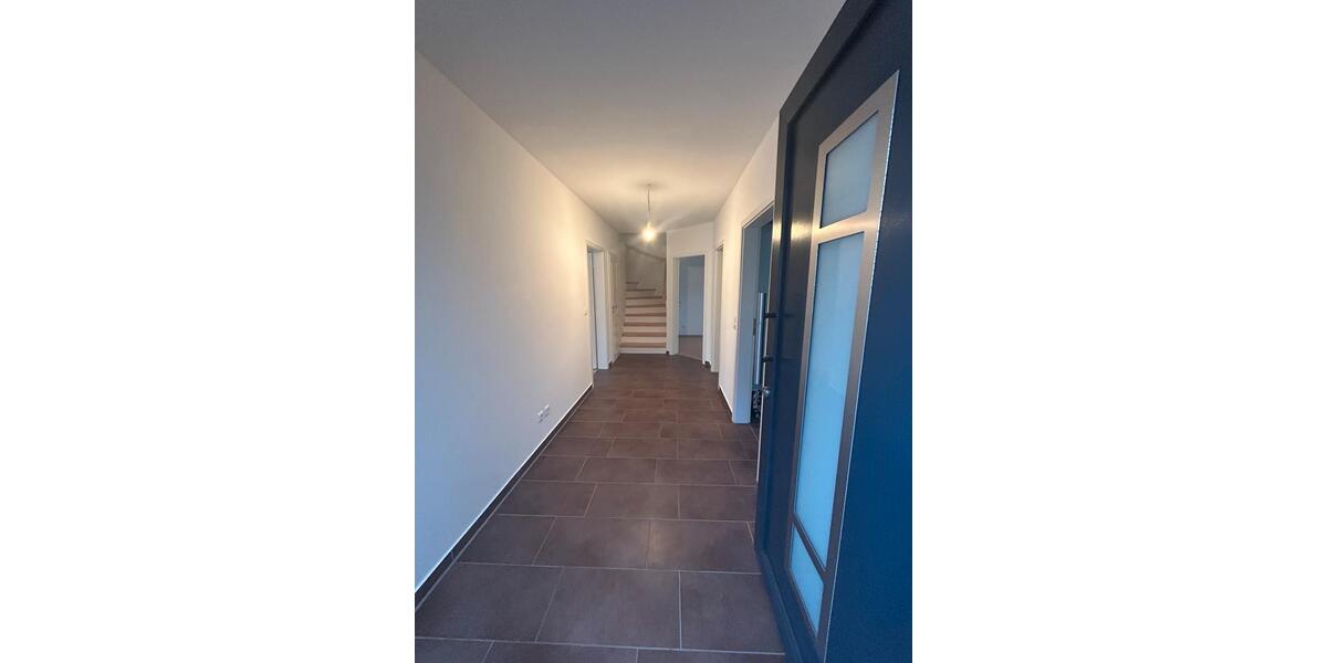 Doppelhaushälfte Hohenlockstedt - 5 Zimmer, 103 m&sup2;, 1.700&euro; | Angebot:25986979