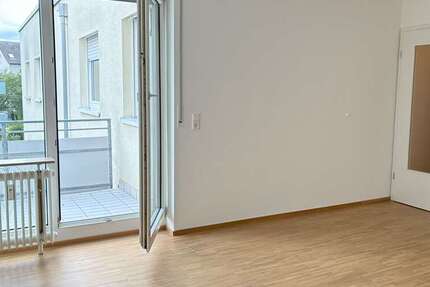 Wohnung zum Mieten in Stuttgart 870 € 52.25 m²