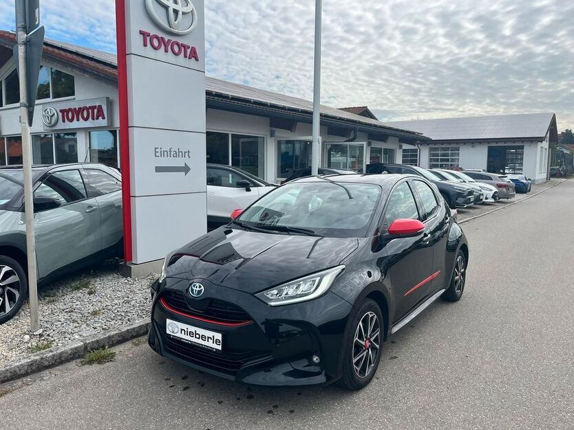 Toyota Yaris 42.800 km 19.390 € Germaringen 87656