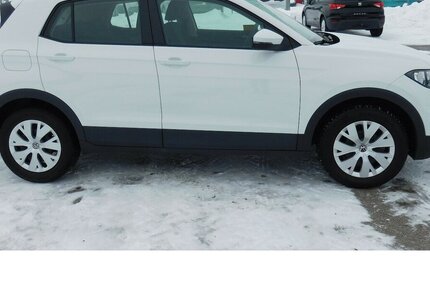 VW T-Cross 1.0 Basis BMT TSI Klima Navi 44.900 km 16.690 &euro; Vordorf 38533