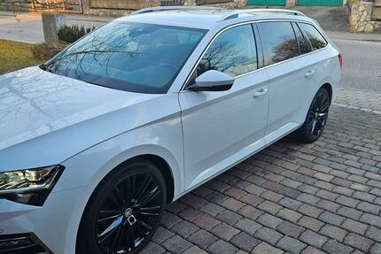 Skoda Superb 108.935 km 21.000 &euro; Buch am Buchrain 85656