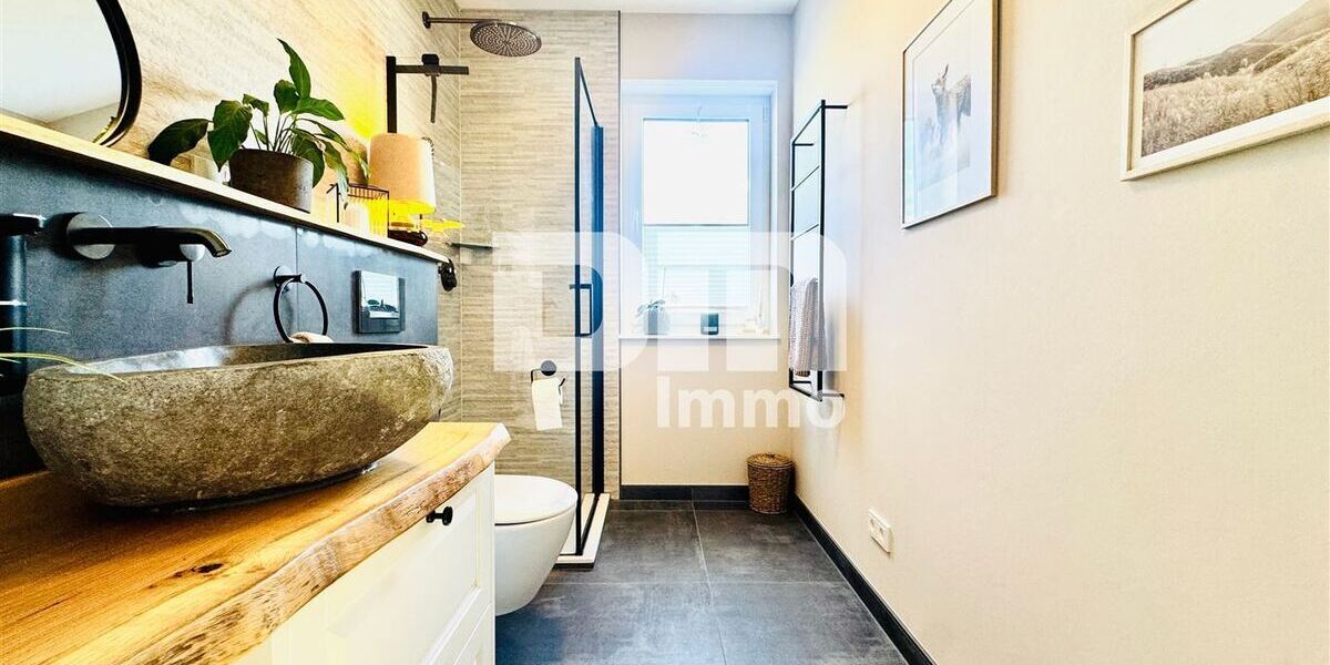 Exklusiver Neubautraum mit Premium-Ausstattung, großer Terrasse und Doppelgarage - Einfamilienhaus Bad Arolsen | Angebot:27023643