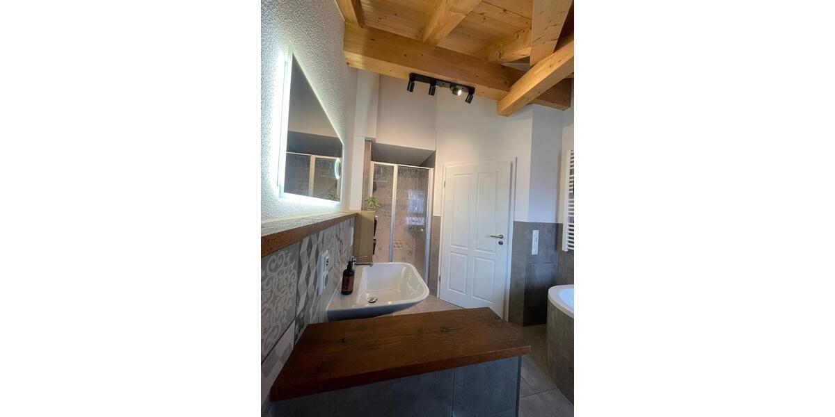 Maisonettenwohnung Burgkirchen an der Alz - 3 Zimmer, 100 m&sup2;, 375.000&euro; | Angebot:24513783