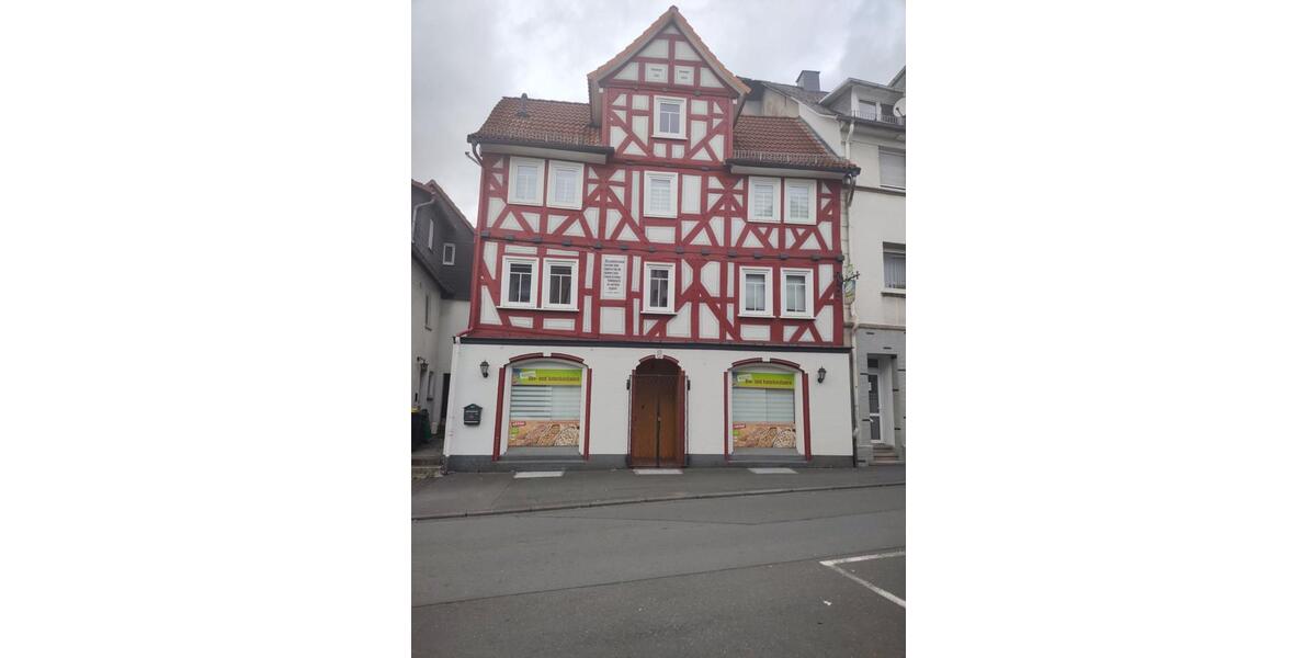 Einfamilienhaus Dautphetal - 8 Zimmer, 165 m&sup2;, 159.000&euro; | Angebot:25615805