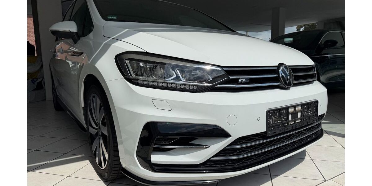 VW Touran 52.127 km 24.790 &euro; Aachen 52080