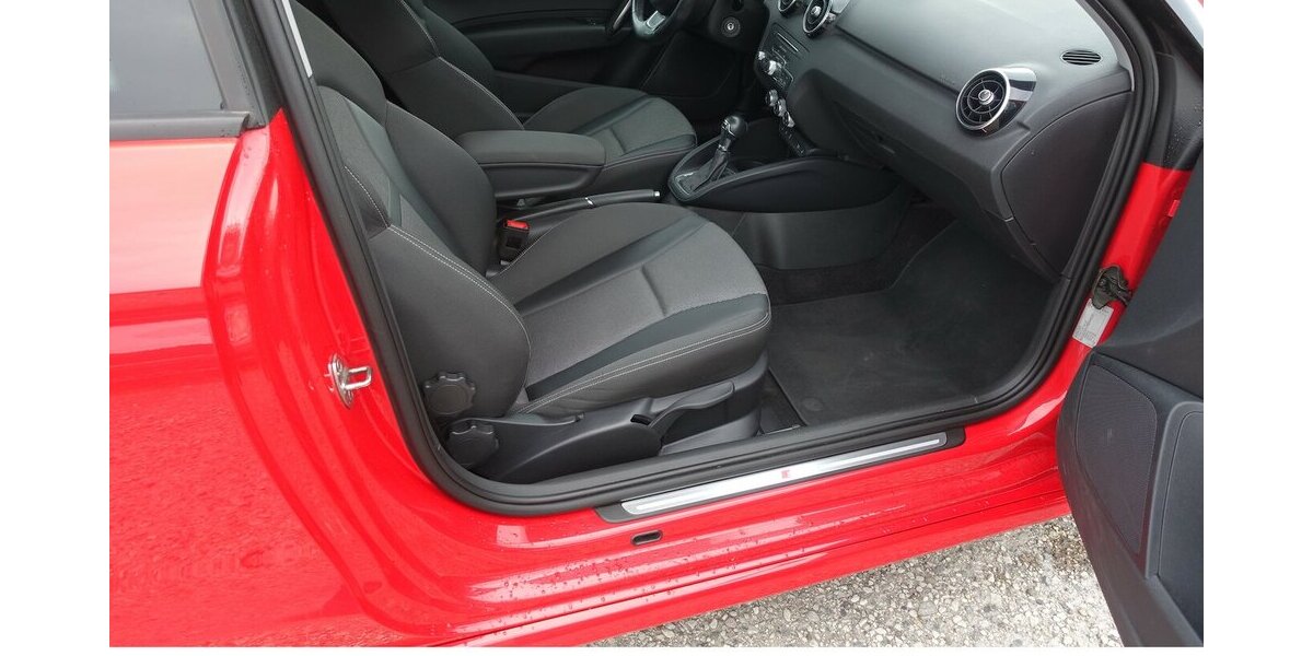 Audi A1 sport 1,8TFSI Bi-Xenon S-tronic S-line PDC 8xAl 154.000 km 15.950 &euro; Neumarkt/OPf 92318