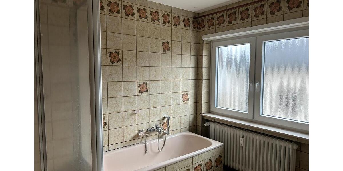 3 ZKB Wohnung *laufende Sanierungsarbeiten* 5 zimmer