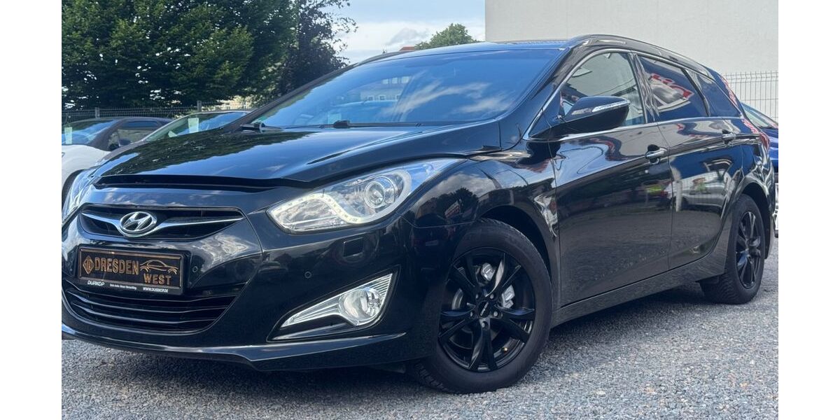 Hyundai i40 128.000 km 7.799 &euro; Dresden 01159