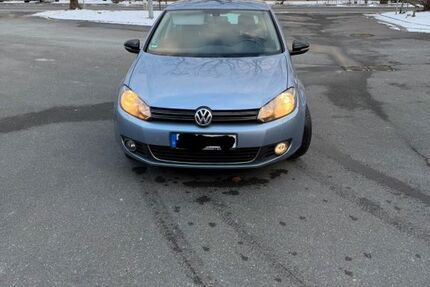 VW Golf 125.591 km 4.850 &euro; Feucht 90537