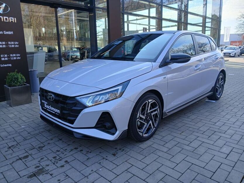 i20