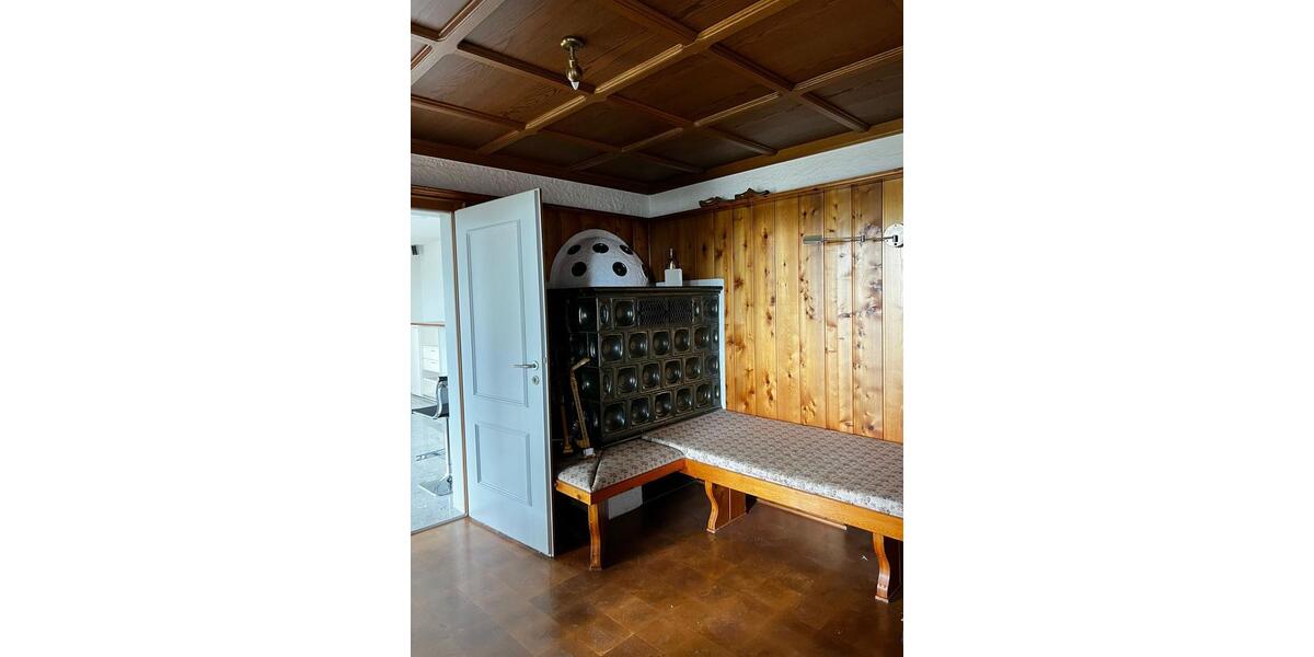 Einfamilienhaus Herbrechtingen - 6 Zimmer, 200 m&sup2;, 1.950&euro; | Angebot:25259012