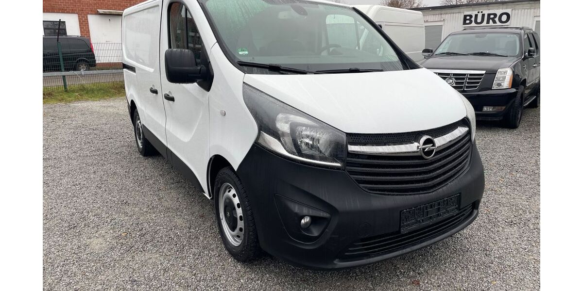 Opel Vivaro 151.554 km 8.950 &euro; Berlin 12099