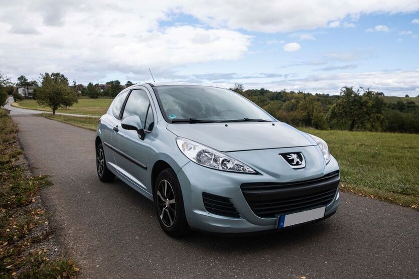 Peugeot 207 200.000 km 1.800 € Obernheim-Kirchenarnbach 66919