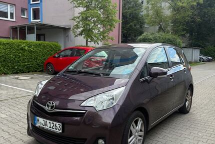 Toyota Verso-S 177.000 km 7.999 &euro; München 80336