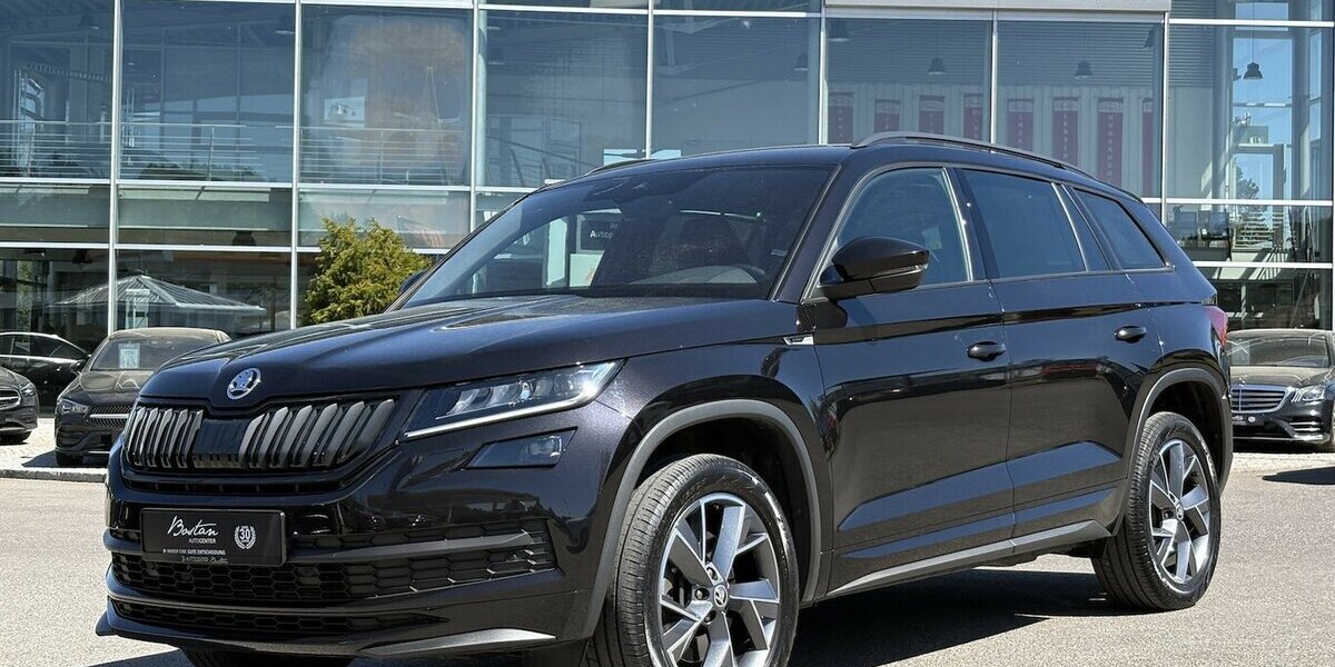 Skoda Kodiaq 2.0 TDI Sportline 4x4 KAMERA/NAVI/1.HAND 65.302 km 29.900 &euro; Villingen-Schwenningen 78054