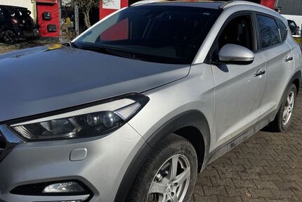 Hyundai TUCSON 269.427 km 10.650 &euro; Bernau bei Berlin 16321