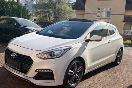 Hyundai i30 87.495 km 10.970 &euro; Bad Orb 63619