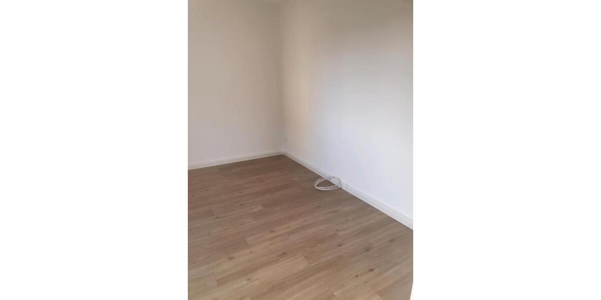 Erdgeschoßwohnung Bördeland - 4 Zimmer, 90 m&sup2;, 486&euro; | Angebot:26365711