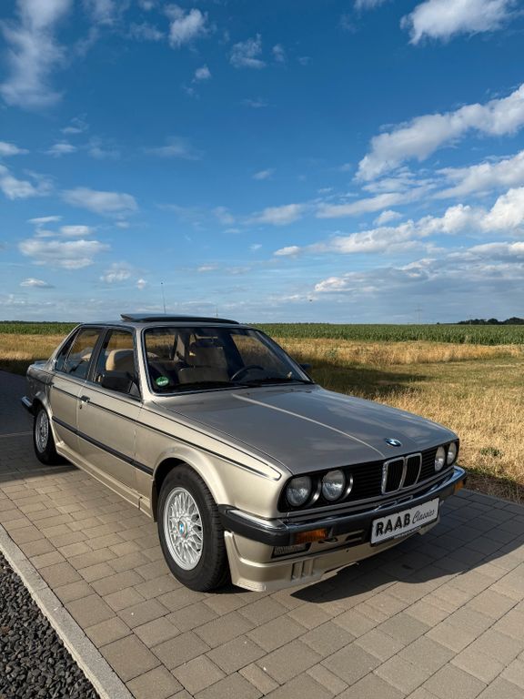 320