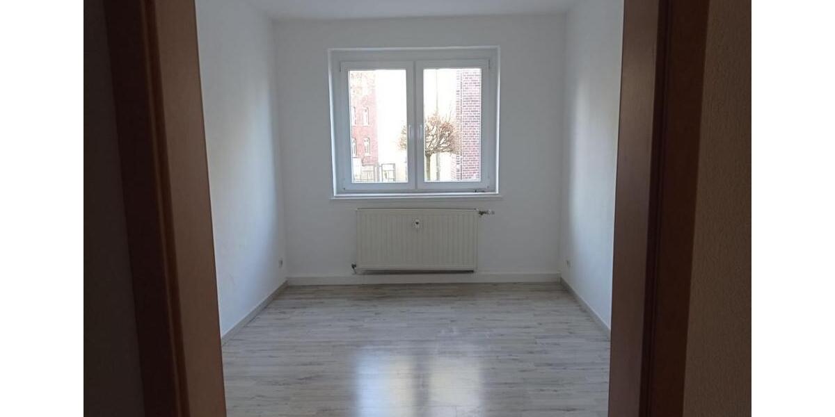 Etagenwohnung Aue-Bad Schlema Bad Schlema - 3 Zimmer, 70 m&sup2;, 349&euro; | Angebot:26267946
