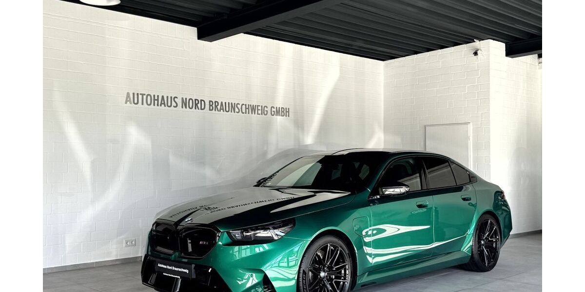 BMW M5 3.500 km 129.490 € Braunschweig 38112