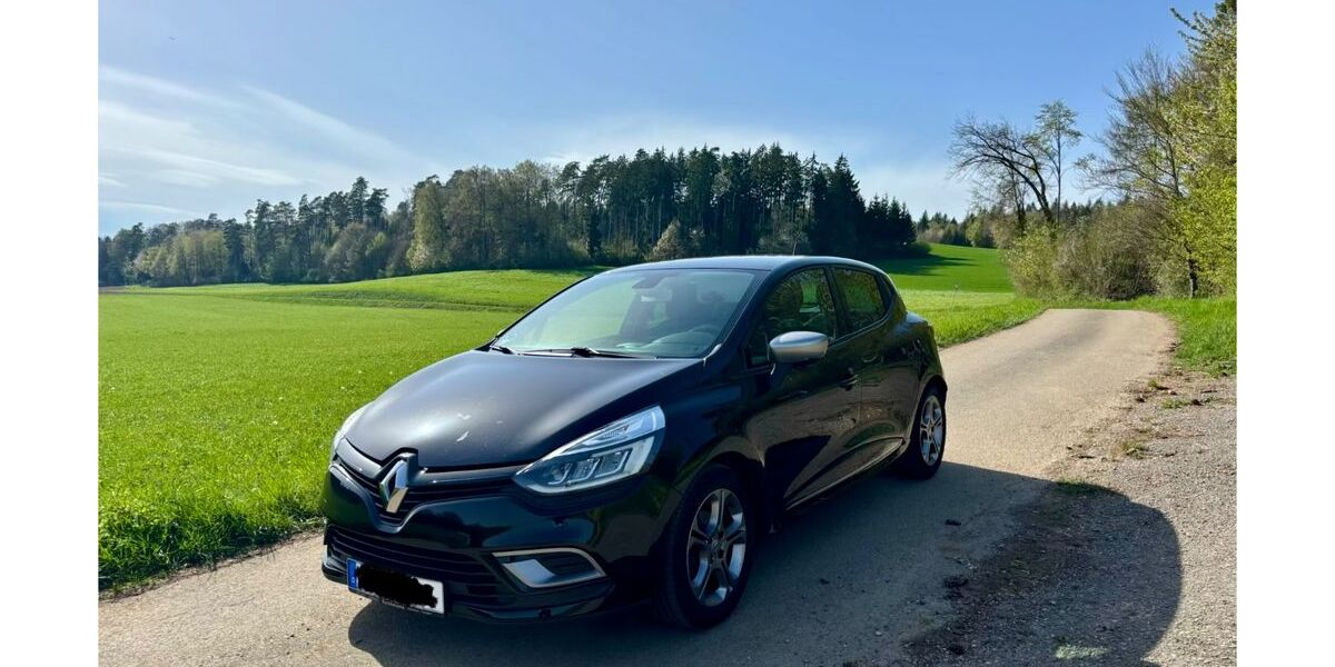 Renault Clio 108.000 km 8.000 &euro; Waldshut Tiengen 79761