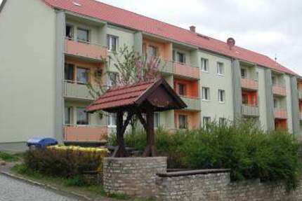 Wohnung zum Mieten in Aschara 237,30 € 33.9 m² 1 zimmer