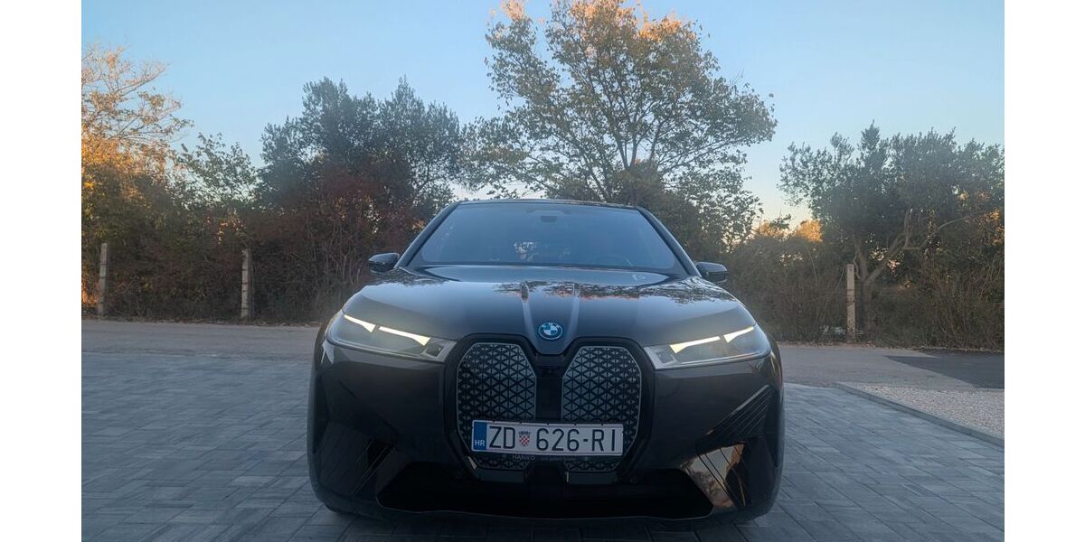 BMW iX 69.000 km 50.900 &euro; Dreieich 63303