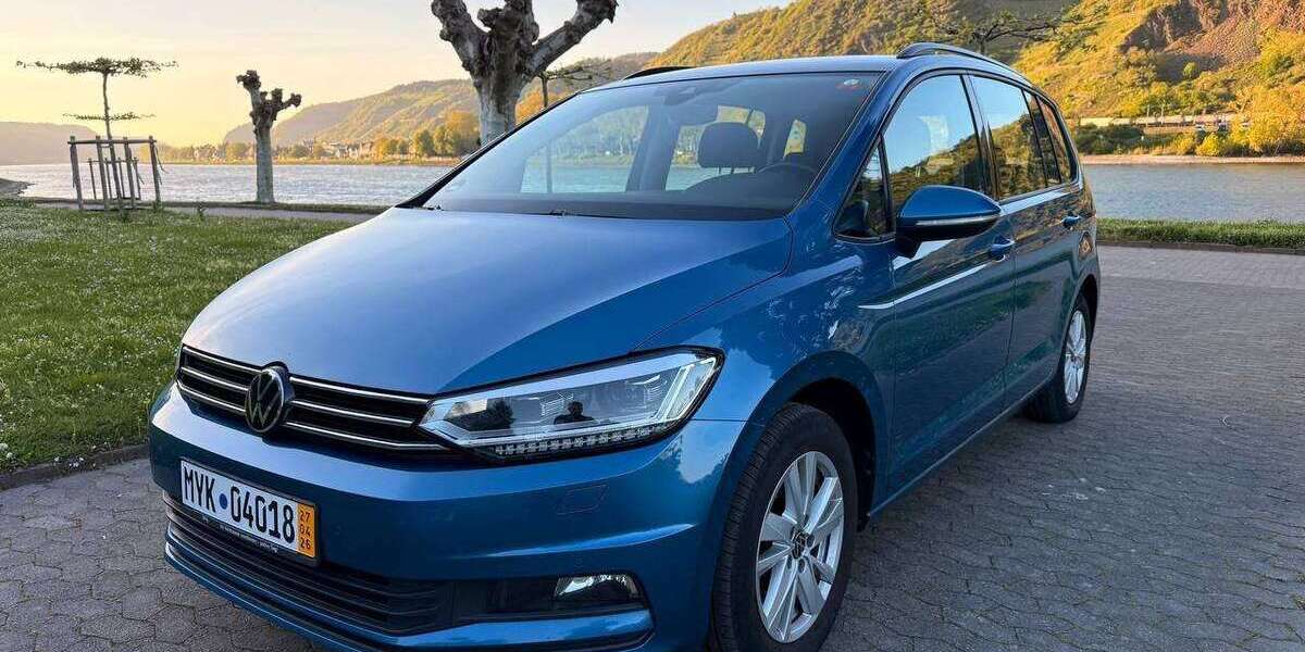 VW Touran 168.806 km 15.900 &euro; Neuwied, Stadt 56567