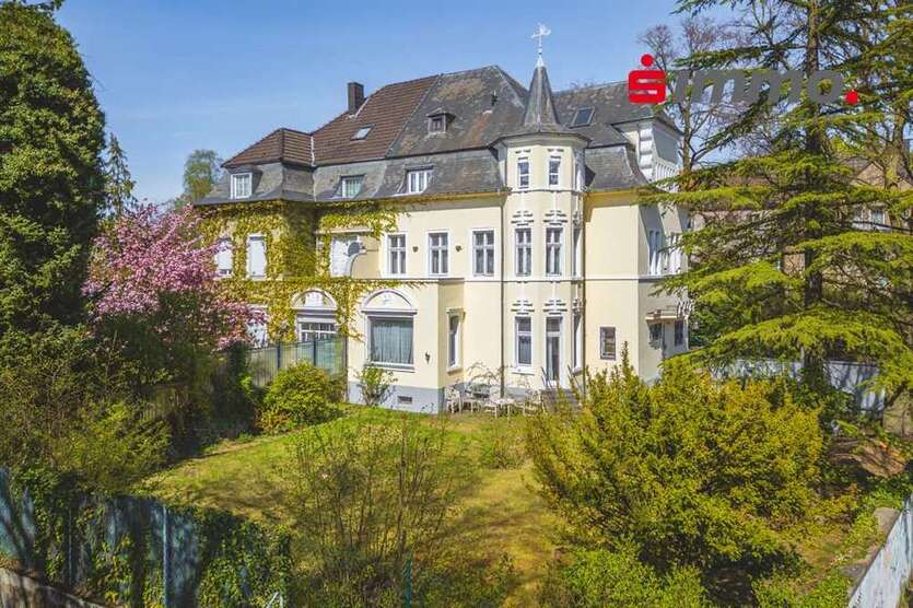 Haus zum Kaufen in Aachen 990.000 € 350 m²
