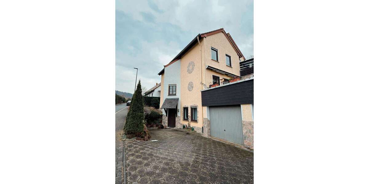 Haus zum Kaufen in Lahnstein 298.500 € 120 m² 6 zimmer
