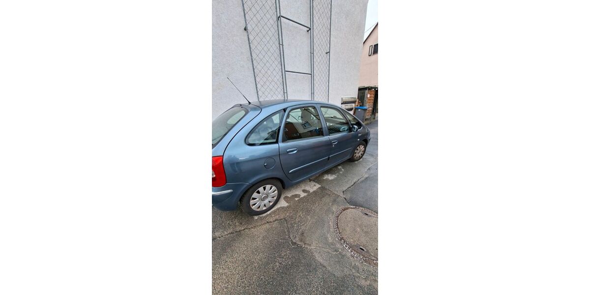 Citroen Xsara Picasso 45.000 km 3.999 &euro; Diez 65582