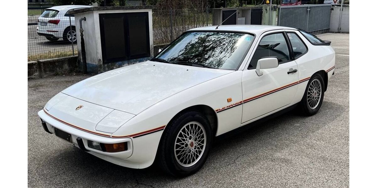 Porsche 924 90.000 km 17.799 &euro; München 81541