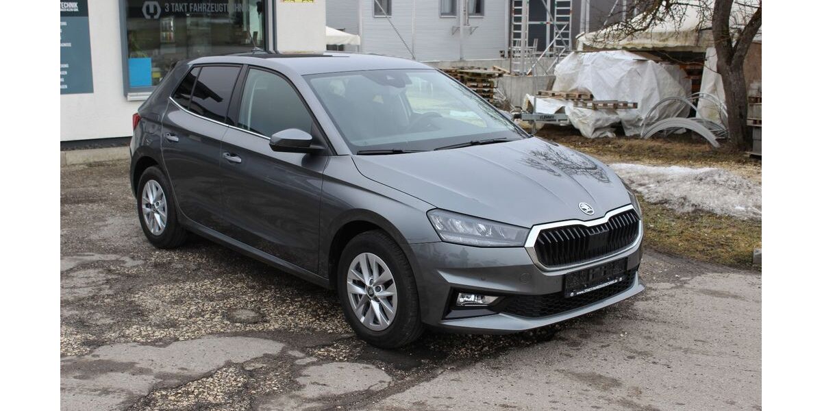 Skoda Fabia 13.400 km 20.790 &euro; Altheim (Alb) 89174