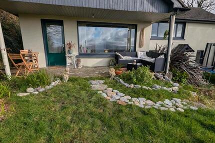 Haus Steinweiler - 5 Zimmer, 185 m&sup2;, 480.000&euro; | Angebot:27227824
