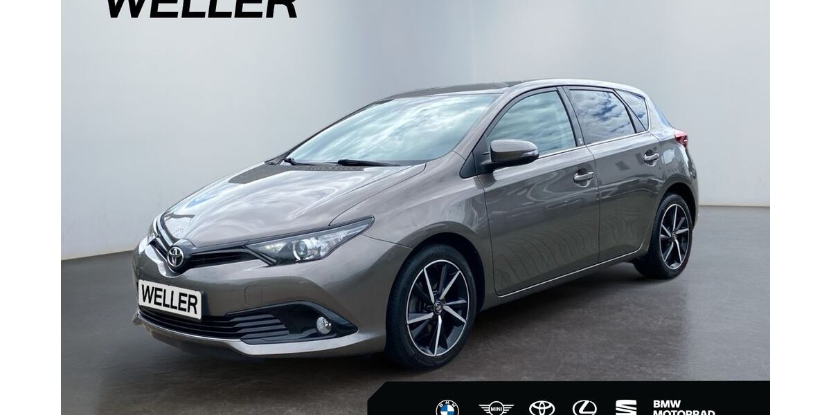 Toyota Auris 69.110 km 16.850 &euro; Osnabrück 49090