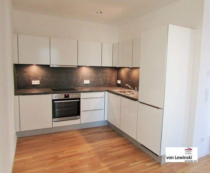 Etagenwohnung Wolfsburg Hellwinkel - 2 Zimmer, 73 m&sup2;, 865&euro; | Angebot:25731536