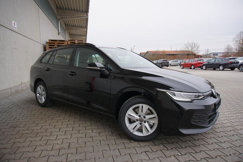 VW Golf 18.560 km 27.450 € Parkstetten 94365