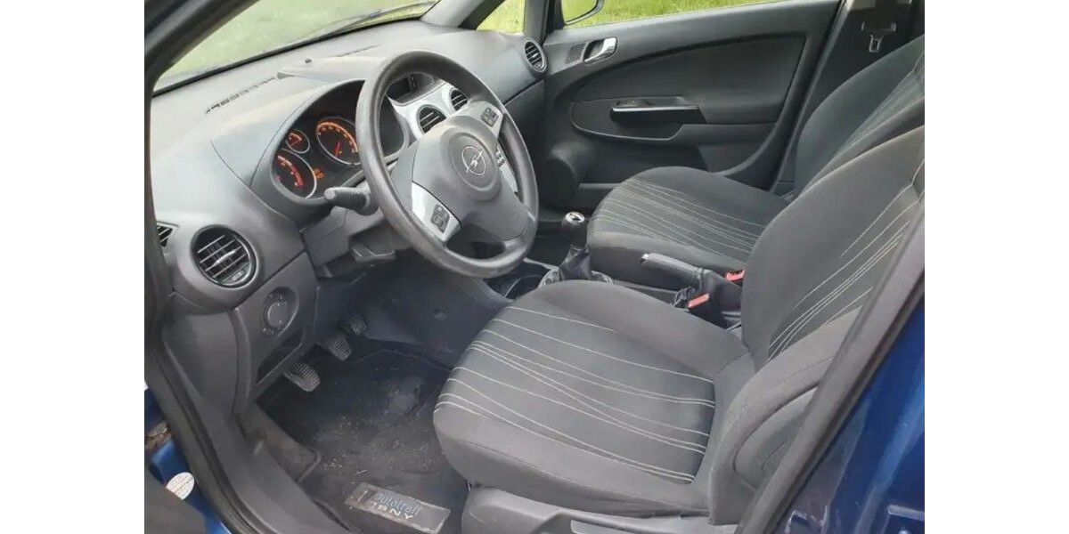 Opel Corsa 220.000 km 1.500 &euro; Ravensburg 88212