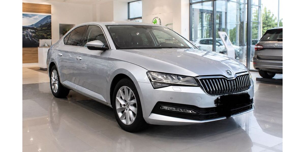Skoda Superb 68.000 km 19.980 &euro; München 81827