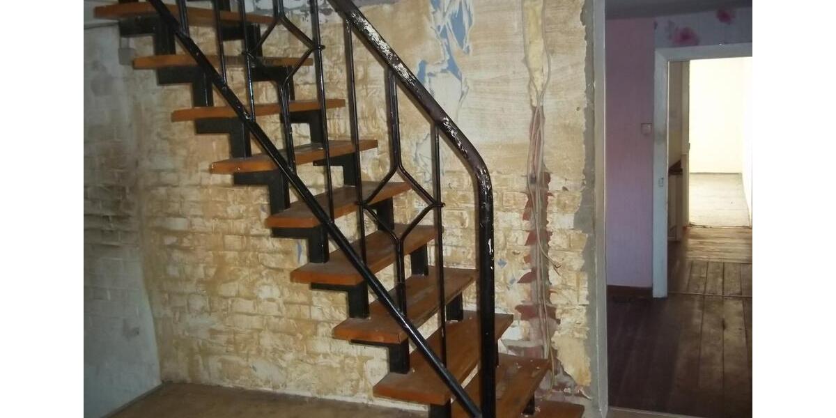 Einfamilienhaus Willebadessen - 11 Zimmer, 200 m&sup2;, 119.000&euro; | Angebot:26552134
