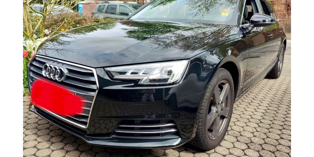 Audi A4 177.000 km 15.700 &euro; Düsseldorf 40221