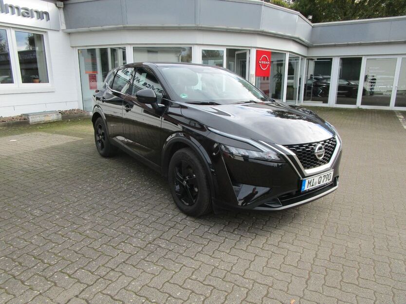 Nissan Qashqai 27.000 km 20.690 € Rahden,Pr. Ströhen 32369