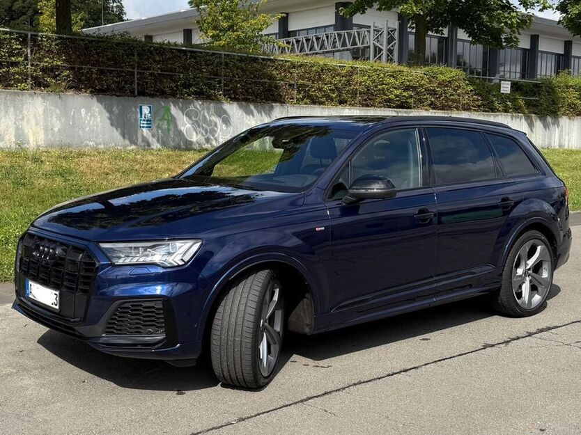Q7