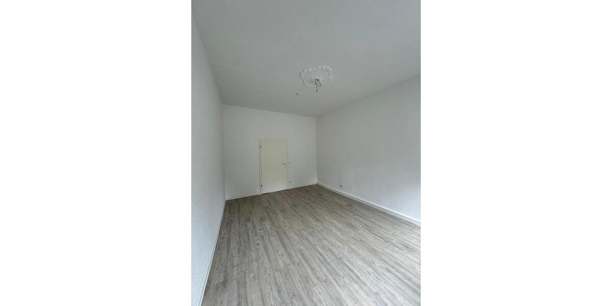 Hochparterre Hennigsdorf - 2 Zimmer, 64 m&sup2;, 800&euro; | Angebot:26186889