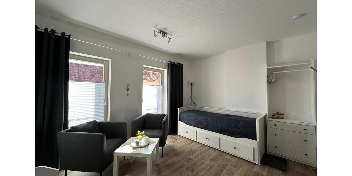Dachgeschoßwohnung Malchin - 1 Zimmer, 23 m&sup2;, 60&euro; | Angebot:26383313