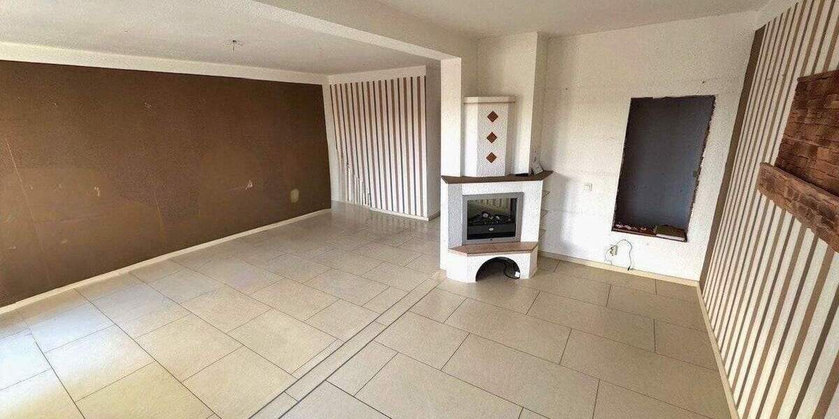 Etagenwohnung Gotha - 4 Zimmer, 106 m&sup2;, 120.000&euro; | Angebot:25682865