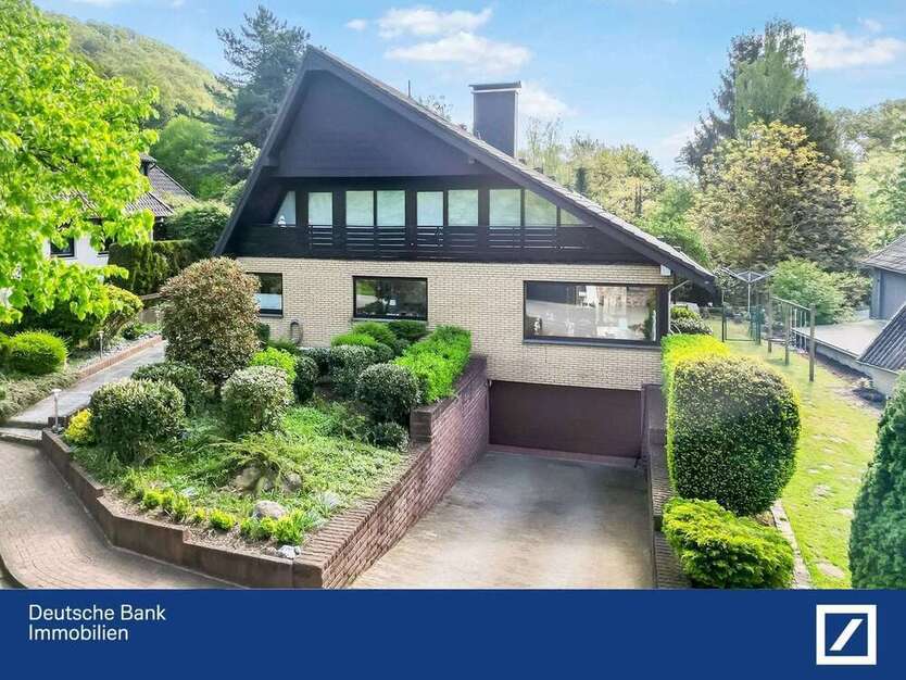 Haus zum Kaufen in Rinteln 330.000 € 277.27 m²