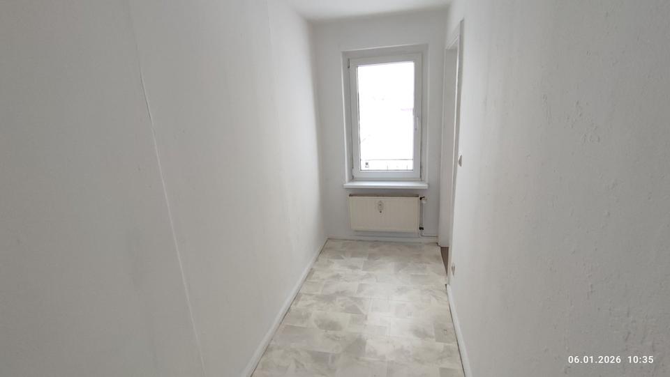 Etagenwohnung Kyritz - 3 Zimmer, 107 m&sup2;, 666&euro; | Angebot:24490956