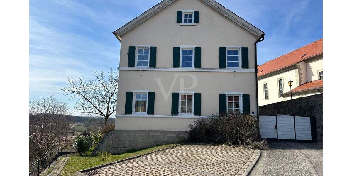 Mehrfamilienhaus, Wohnhaus Strahlungen - 6 Zimmer, 210 m&sup2;, 349.000&euro; | Angebot:25665662